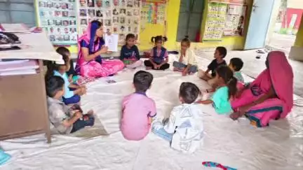 शाजापुर: शाजापुर जिले के आंगनवाड़ी केंद्रों में 'पोषण भी, पढ़ाई भी' अभियान का आयोजन