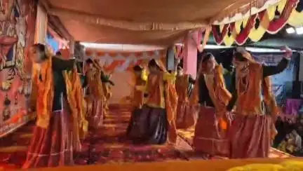 लोहाघाट:देवीधार देवी महोत्सव में विभिन्न विद्यालयों की खेलकूद व सांस्कृतिक प्रतियोगिता का हुआ आयोजन।