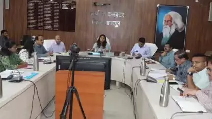 शाजापुर: कलेक्टर ने शाजापुर जिले में वर्षा ऋतु को देखते हुए ग्रामीण क्षेत्रों में नालियों की सफाई के निर्देश दिए