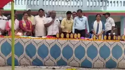 कोईलवर: कुल्हड़ियां मानव बैजनाथ प्लस टू उच्च माध्यमिक विद्यालय में मशाल-2024 के तहत खेलकूद प्रतियोगिता का आयोजन हुआ