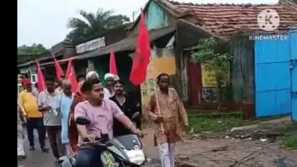 পুরুলিয়া ২: ৯ জুলাইয়ের ধর্মঘটের সমর্থনে মফস্বল থানার ভাংড়া মোড়ে CPI(M)-এর মিছিল ও পথসভা, উপস্থিত জেলা সম্পাদক