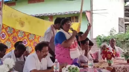 লক্ষীপুৰ: জলেশ্বৰৰ মতিলাল পাৰাত অগপৰ ধৰ্মীয় সংখ্যালঘু পৰিষদৰ জিলা সমিতিৰ সাংগঠনিক সভা অনুষ্ঠিত হয়