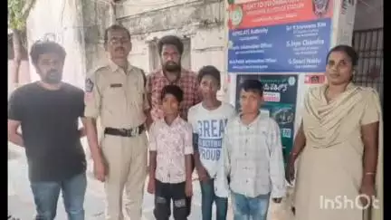 అనాధ పిల్లలను చైల్డ్ హోమ్ కు అప్పగించిన రేణిగుంట పోలీసులు