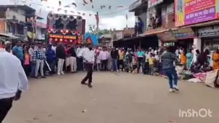 चतरा: मोहर्रम त्यौहार पर सलीमपुर समेत अन्य गांवों से बाजे-गाजे के साथ निकला जुलूस