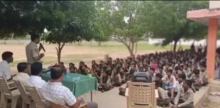 కనిగిరి: విద్యార్థులు మాదకద్రవ్యాలకు బానిసలై జీవితాలను నాశనం చేసుకోవద్దు: పామూరు సీఐ భీమా నాయక్