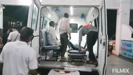 मुरैना नगर: जतवार का पुरा के पास दो बाइक सवारों की टक्कर, दोनों घायल, अस्पताल में भर्ती