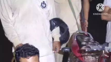 মৰিগাঁও: মৈৰাবাৰী আৰক্ষীৰ অভিযানত হাতিমূৰীয়াৰ পৰা গ্ৰেপ্তাৰ দুটাকৈ কুখ্যাত চোৰ, জব্দ চুৰি মটৰচাইকেল