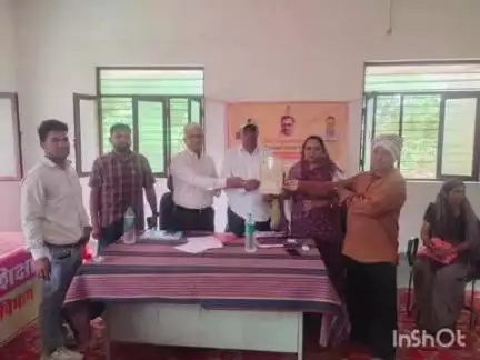 गनाेड़ा: ईसरवाला ग्राम पंचायत में पंडित दीनदयाल उपाध्याय शिविर का आयोजन