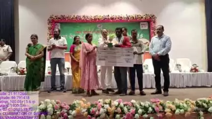 ବାରିପଦା ମ୍ୟୁନିସିପାଲଟି: ପଣ୍ଡିତ ରଘୁନାଥ ମୂର୍ମୁ ଭେଷଜ ମହାବିଦ୍ୟାଳୟରେ ୭୬ତମ ଜିଲ୍ଳା ସ୍ତରୀୟ ବନ ମହୋତ୍ସବ ପାଳିତ