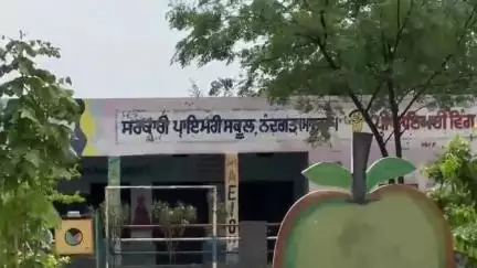 ਸਰਦੂਲਗੜ੍ਹ: ਬਾਰਿਸ਼ ਨਾਲ ਭਰਿਆ ਮਾਨਸਾ ਜ਼ਿਲ੍ਹੇ ਦੇ ਪਿੰਡ ਨੰਦਗੜ੍ਹ ਦਾ ਸਰਕਾਰੀ ਪ੍ਰਾਇਮਰੀ ਸਕੂਲ ਸਿੱਖਿਆ ਕ੍ਰਾਂਤੀ ਦੀ ਨਿਕਲੀ ਫੂਕ