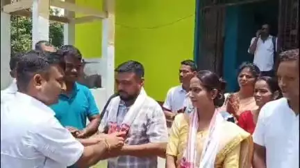 ঘগ্ৰাপাৰ ভাগ: নলবাৰীৰ ঘগ্ৰাপাৰত ঘগ্রাপাৰ উন্নয়ন খণ্ডৰ ৮ টা গাও পঞ্চায়তৰ নৱ নিৰ্বাচিত পঞ্চায়ত প্রতিনিধিৰ শপত গ্রহণ অনুষ্ঠান সামৰণি