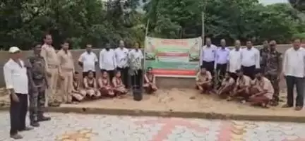 ଆନନ୍ଦପୁର: ସୁନ୍ଦରାପାଳ ହାଇସ୍କୁଲରେ ବନ ମହୋତ୍ସବ ସପ୍ତାହ ପାଳିତ