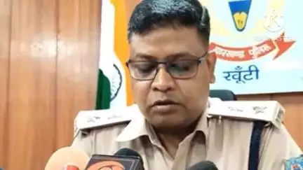 खूंटी: बाजार टांड़ में रंगदारी कर रहे तीन युवकों में से एक को पुलिस ने पकड़ा