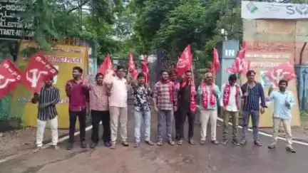 అదిలాబాద్ అర్బన్: 282 జీవోను వెంటనే రద్దు చేయాలి : సీఐటీయూ జిల్లా కార్యదర్శి కిరణ్