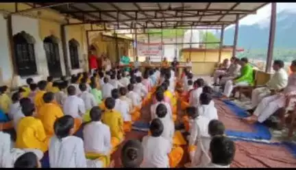 नरेन्द्रनगर: मुनि की रेती में RSS की प्रेरणा से स्वास्थ्य सेवा के क्षेत्र में कार्यरत आरोग्य भारती की विशेष बैठक आयोजित हुई