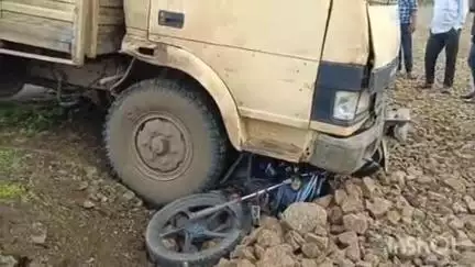 बंडा: सौरई के पास ट्रक ने बाइक चालक को टक्कर मार कुचला, बाइक चालक की दर्दनाक मौत