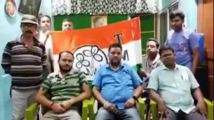 হাড়োয়া: প্রচুর মানুষ ২১ শে জুলাই সমাবেশে যাবেন, কিন্তু পর্যাপ্ত গাড়ি পাওয়া যাচ্ছে না, আক্ষেপ করে গোপালপুরে বললেন প্রধান
