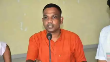 দাংতল ৰাজহ চক্ৰ: কাজলগাঁৱত মুখ্যমন্ত্ৰীৰ কাৰ্যকৰ্তা সন্মিলন অনুষ্ঠিত কৰা সন্দৰ্ভত সভা অনুষ্ঠিত, উপস্থিত মন্ত্ৰী কৌশিক ৰায়