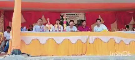 मदनपुर: मदनपुर स्टेडियम में मशाल खेल प्रतियोगिता के तीसरे दिन फुटबॉल और वॉलीबॉल प्रतियोगिता का आयोजन हुआ