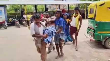 शेखपुरा: डिहरी गांव में करंट लगने से एक वृद्ध गंभीर रूप से घायल, इलाज के लिए सदर अस्पताल में भर्ती