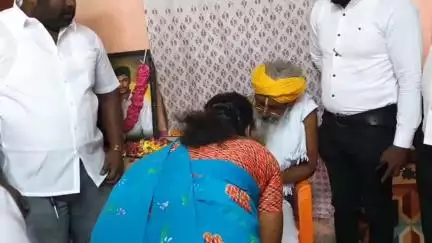 திருப்புவனம்: தமிழகத்தை விட்டு வெளியேற வேண்டுமோ என தோன்றுகிறது" மடப்புரத்தில் பால பிரஜாபதி அடிகளார்பேட்டி பேட்டி