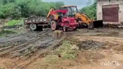 आहोर: पूर्व छात्रों ने कवराडा स्कूल में सबमर्सिबल पंप भेंट किया, 25 ट्रॉली कचरा भी हटाया