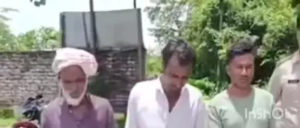 হাজো: হাজোৰ তাপাবৰীত চাঞ্চল্যকৰ অপহৰণ কাণ্ড,গছ কাটিবলৈ বুলি চলেৰে মাতি নি এজন যুৱকক পণবন্দী দুৰ্বৃত্তৰ