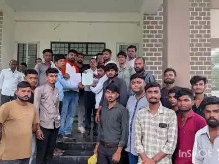 देवास नगर: हरणगांव में गोशाला की ज़मीन पर दबंग द्वारा कब्जा करने का आरोप, विश्व हिंदू परिषद व बजरंग दल ने खातेगांव SDM से की शिकायत