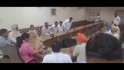 श्रीगंगानगर भाजपा के प्रतिनिधि मंडल ने श्रीगंगानगर जिला प्रशासन से की मुलाकात, गंगनहर में तय शेयर के मुताबिक पूरा पानी