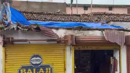 जशपुर: जशपुर बस स्टेण्ड करबला रोड में मोहर्रम जुलूस के दौरान दुकान हुई क्षतिग्रस्त, जांच में जुटी पुलिस