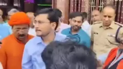 मुशहरी: श्रावणी मेला को लेकर डीएम-एसएसपी ने फकुली से बाबा गरीब नाथ मंदिर तक किया भ्रमण