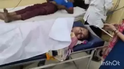 किशनगढ़: करंट की चपेट में आने से महिला की दर्दनाक मौत, रूपनगढ़ रोड पावर हाउस क्षेत्र में मदनगंज थाना पुलिस पहुंची