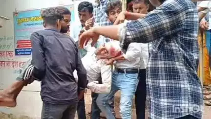 भितरवार: गोहिन्दा गांव के पास दो बाइकों की टक्कर, गंभीर रूप से घायल युवक ग्वालियर रेफर