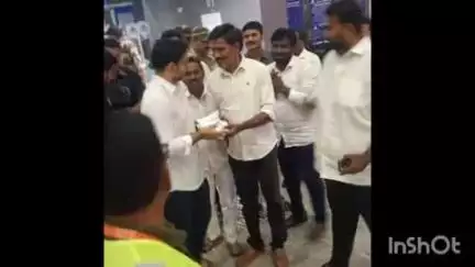 రేణిగుంట విమానాశ్రయంలో మంత్రి నారా లోకేష్ కు సాదర వీడ్కోలు
