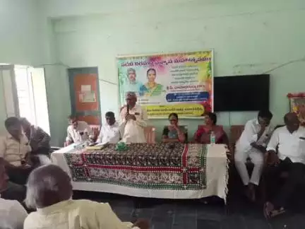 ఉరవకొండ: ఉరవకొండ : బెలుగుప్ప మండల పరిషత్ పరిపాలన అధికారికి ఘనంగా పదవీ విరమణ సన్మాన మహోత్సవం