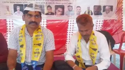 अकोला: ग्रीन अकोला, हेल्थी अकोला’च्या मागणीसाठी आपचं मनपा बाजूला गांधी रोड येथे साखळी उपोषण सुरू
