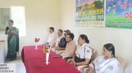 ରାୟଗଡା: ଗୁଡାରି ବନ ବିଭାଗ ପକ୍ଷରୁ ସ୍ଥାନୀୟ ନିତ୍ୟାଗୁଡା ସ୍ଥିତ ରାଧାକୃଷ୍ଣ ଇଂଲିଶ ମିଡ଼ିଅମ ପରିସରରେ ବନ ମହୋତ୍ସଵ ସପ୍ତାହ ପାଳିତ