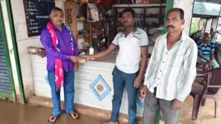 बालोद: खबर का असर: ढाई साल पुराना एक्सपायर यूरिया बेचने पर प्रशासन ने की सख्त कार्रवाई, किसानों को लौटाई गई राशि