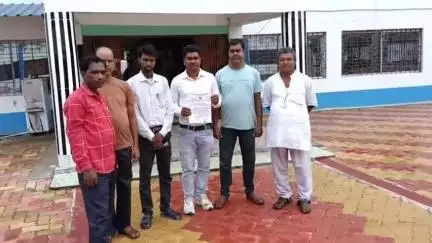 হুড়া: হুড়া ব্লকের ৩ টি অঞ্চলে টানা বৃষ্টিতে ক্ষতিগ্রস্ত বাড়ি মালিকদের অবিলম্বে ত্রিপল দেওয়ার দাবি মানবাজার ১ নং মন্ডল BJP-র