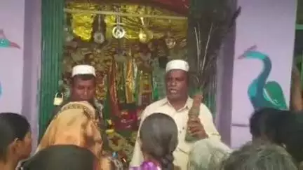 ఉరవకొండ: ఉరవకొండ :గ్రామాల్లో మతసామరస్యతకు ప్రతీకగా  మొహరం వేడుకలు, పీర్ల చావడిల వద్ద స్వాముల దర్శనానికి తరలివచ్చిన భక్తజనం.