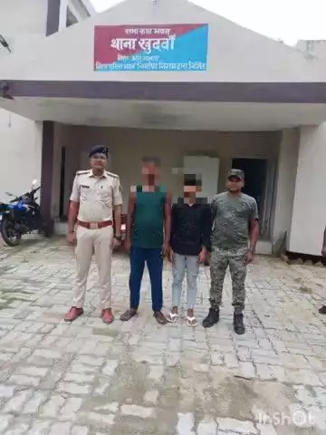 ओबरा: खुदवा थाने की पुलिस ने रस्म गांव के समीप बाइक चेकिंग के दौरान चोरी की बाइक के साथ 2 लोगों को किया गिरफ्तार