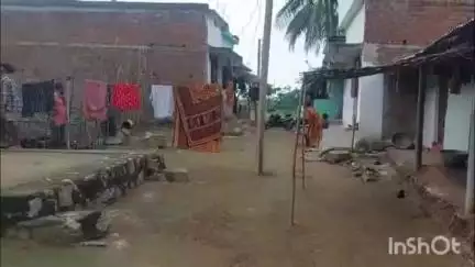 ନୂଆଗାଁ: ଚିକିଟି ପାତ୍ରପୁରବ୍ଲକ ମର୍ଦ୍ଦରାଜପୁରଗ୍ରାମରେ ହଇଜା,ଦଶରୁ ଉର୍ଦ୍ଧ ଆକ୍ରାନ୍ତ।ପାତ୍ରପୁର ଗୋଷ୍ଟି ସ୍ବାସ୍ଥ୍ୟକେନ୍ଦ୍ରରେ ଚିକିତ୍ସାପାଇଁ ଭର୍ତ୍ତ