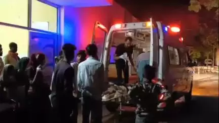बूंदी: एनएच 148 डी पर अज्ञात वाहन की टक्कर से बाइक सवार पति-पत्नी गंभीर घायल, जिला अस्पताल में कराया भर्ती