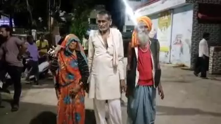 महोबा: मुरानी गांव में शराब के नशे में धुत बाइक सवार ने बुजुर्ग महिला को मारी जोरदार टक्कर, बुजुर्ग महिला की हुई मौत