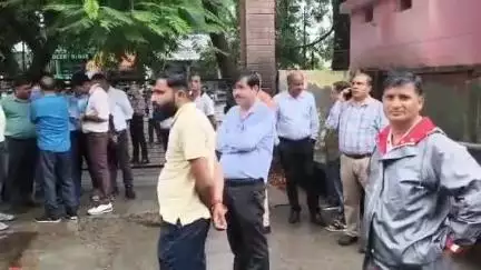 मुरादाबाद: सिविल लाइंस थाना क्षेत्र में अज्ञात कारणों से सड़क हादसे में फैक्टरी कर्मी की हुई मौत