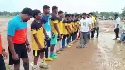 कुचाई: बाईडीह में मॉर्निंग स्टार क्लब द्वारा आयोजित दो दिवसीय फुटबॉल प्रतियोगिता का समापन, विधायक दशरथ गागराई हुए शामिल
