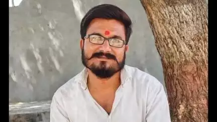 घनसावंगी: घनसावंगी येथील सूतगिरणी परिसरात तरुणांची गळफास घेऊन आत्महत्या
