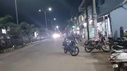 ବଲାଙ୍ଗୀର: ଶାନ୍ତି ପଡ଼ାରେ ସ୍କୁଟି ଭିତରେ ପଶିଲା ବିଷାକ୍ତ ନାଗ, ସଚେତନ ଲୋକମାନେ ବଞ୍ଚାଇଲେ ଏକ ଜୀବନ ।