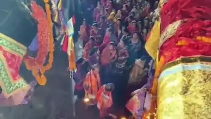 ଭଟଲି: ଭଟଲିରେ ମହାପ୍ରଭୁ ଦଧିବାମନଙ୍କ ଅଧରପଣା କାର୍ଯ୍ୟକ୍ରମ ଅନୁଷ୍ଠିତ, ଯୋଗଦେଲେ ହଜାର ହଜାର ଭକ୍ତ