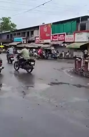 टीकमगढ़: जामनी नदी का डेम भरा, नदी-नाले उफान पर, नलों में आ रहा मटमैला पानी